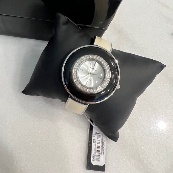 Accessories - Cute Bebe watch